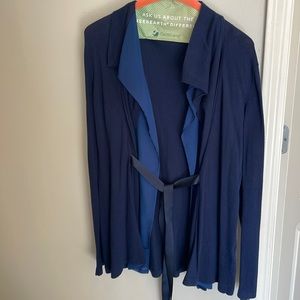 T Tahari Womens Blouse with shell and tied size XL